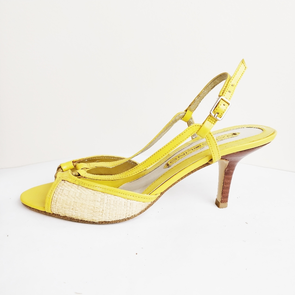 Bandolino leather sling back stiletto